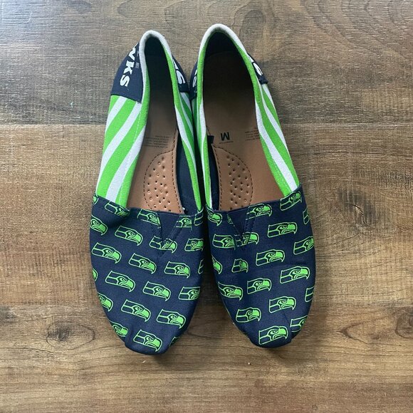 Seattle Seahawks Women's Canvas Flats — Size Medium — New Condition - Picture 1 of 9